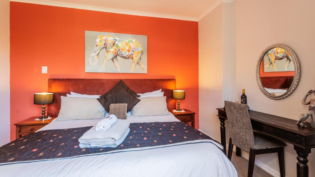 Brown Jug Guest House Херманус Екстериор снимка